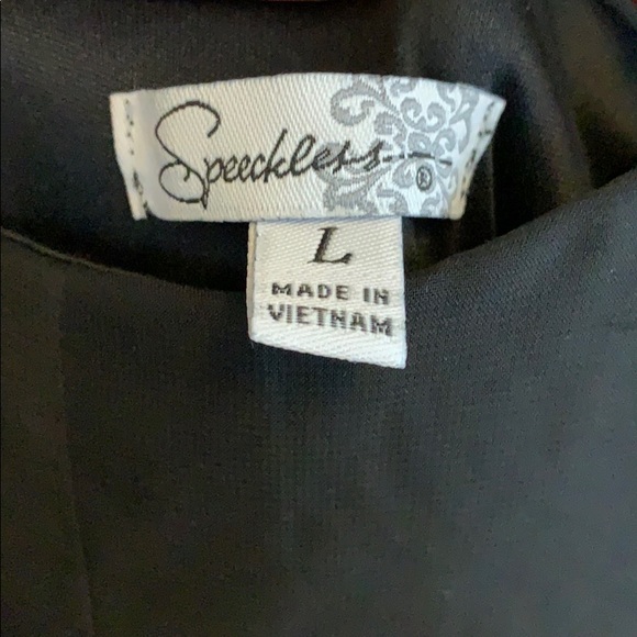 Fancy fitted dress - Picture 2 of 3